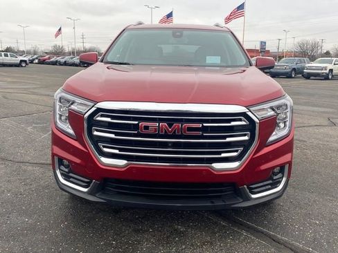 Certified 2023 GMC Terrain SLT w/ Tech Package image 3