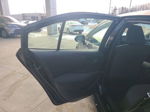 Used 2024 Toyota Corolla LE image 14