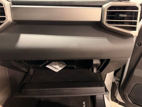 Used 2024 Toyota Tundra Limited image 30