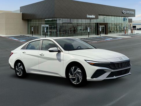 New 2026 Hyundai Elantra Limited FWD image 10