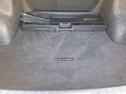 Used 2025 Nissan Altima 2.5 SV w/ SV Premium Package image 27