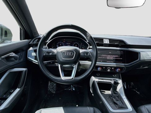 Used 2023 Audi Q3 2.0T Premium w/ Convenience Package AWD/4WD image 11