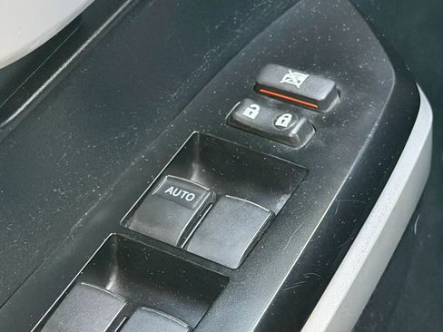 Used 2016 Toyota Tundra SR5 w/ TRD Off Road Package image 26