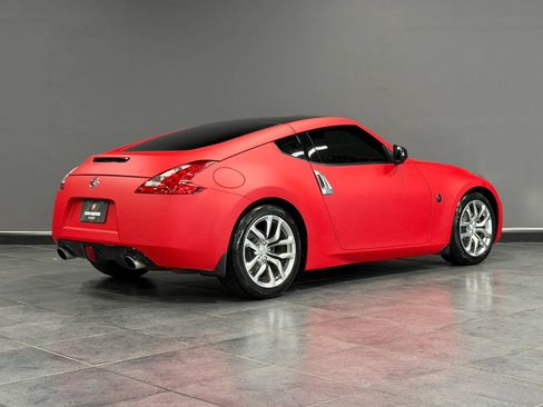 Used 2013 Nissan 370Z Coupe RWD image 6