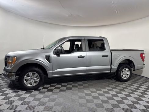 Used 2021 Ford F150 XL w/ Trailer Tow Package image 12