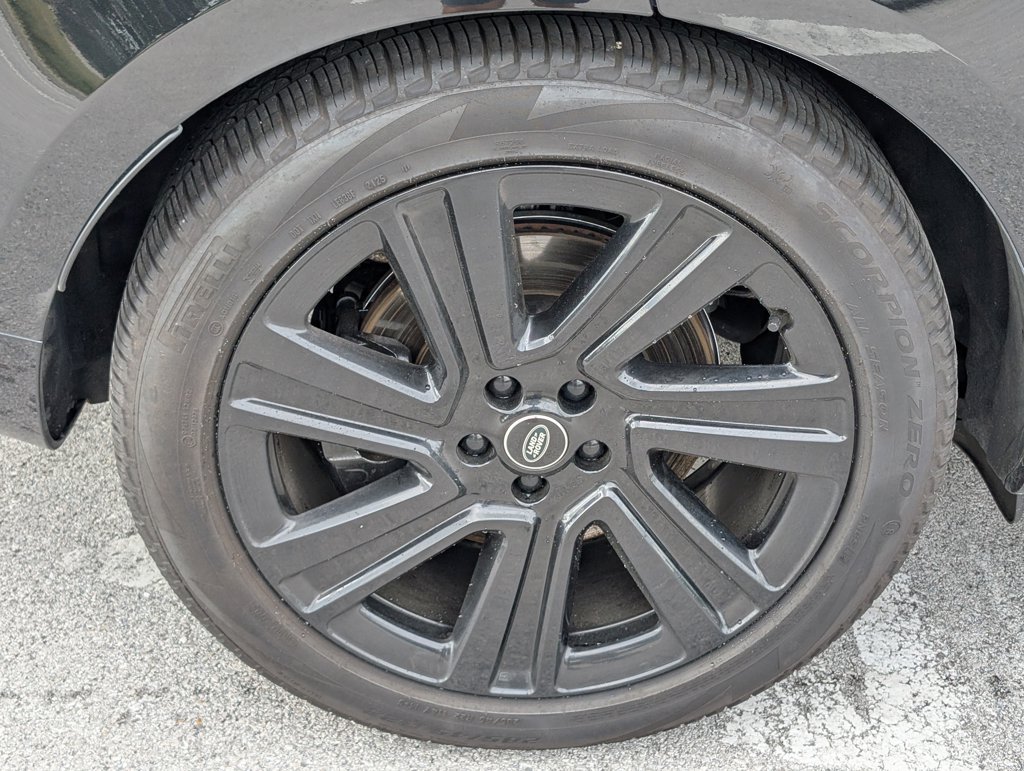 Used 2023 Land Rover Range Rover SE AWD/4WD image 31