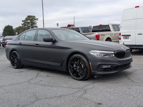 Used 2017 BMW 540i image 3