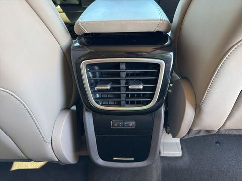 Used 2022 Lincoln Nautilus Reserve w/ Equipment Group 201A AWD/4WD image 16