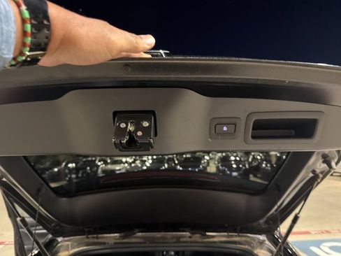 Used 2024 MAZDA MAZDA3 s image 18