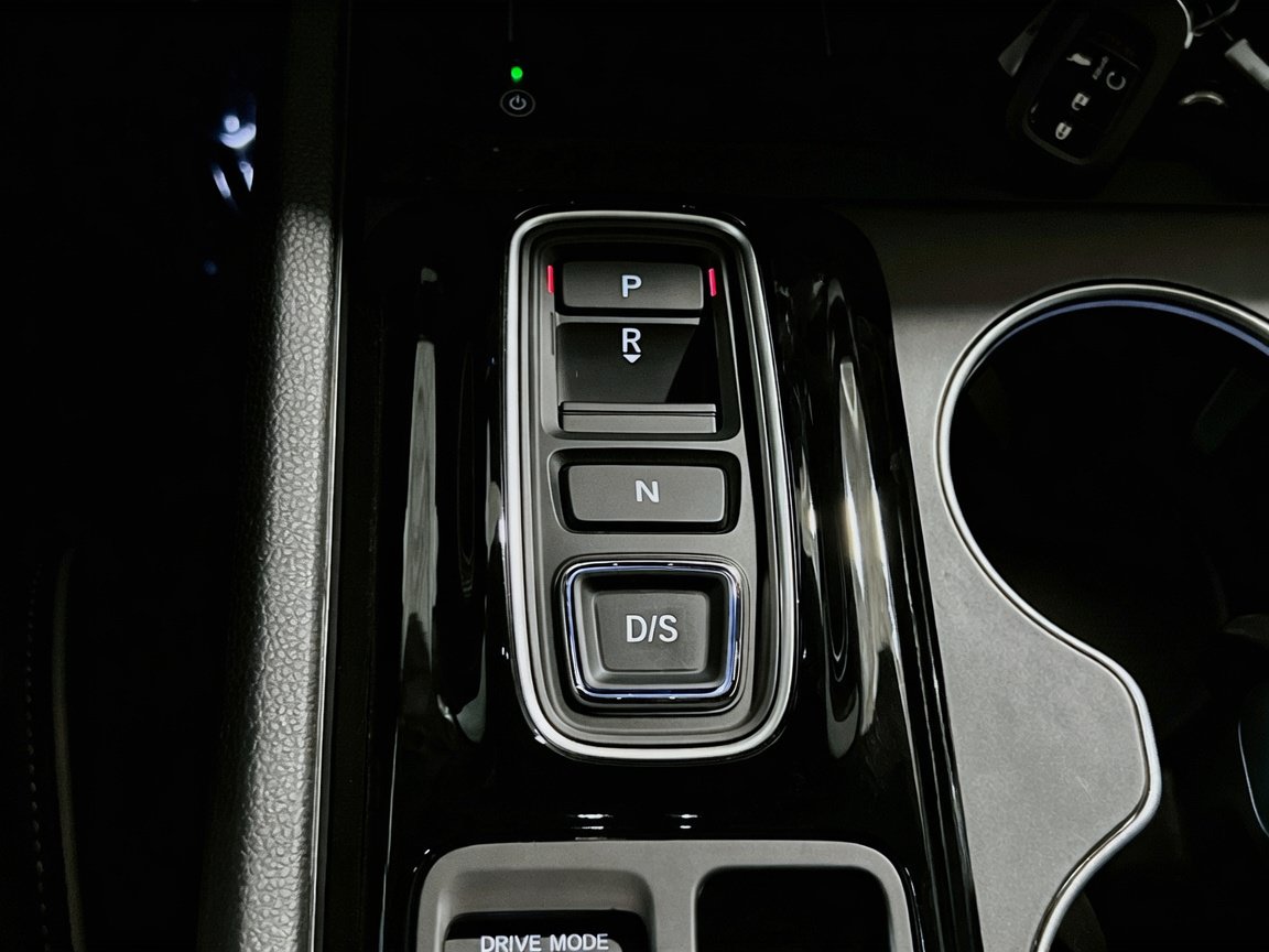 Used 2023 Honda Pilot Elite image 13