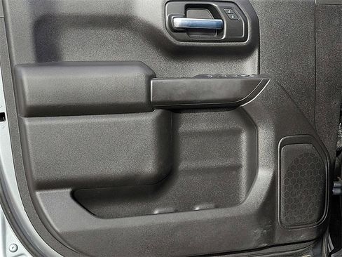 Used 2023 Chevrolet Silverado 1500 Custom Trail Boss w/ LPO, Dark Essentials Package image 18