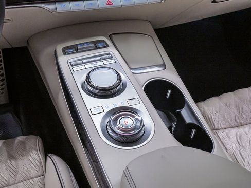 Certified 2023 Genesis GV70 3.5T Sport w/ Sport Prestige Package image 19