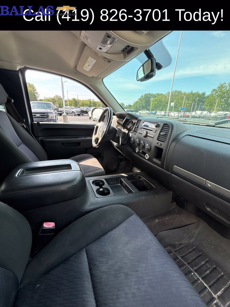 Used 2011 Chevrolet Silverado 1500 LT AWD/4WD image 9
