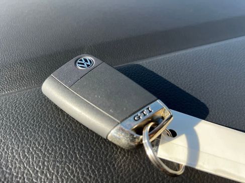 Used 2021 Volkswagen GTI S image 42