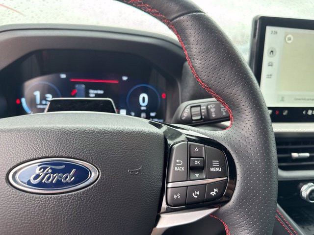Used 2025 Ford Explorer ST-Line w/ Premium Package RWD image 9
