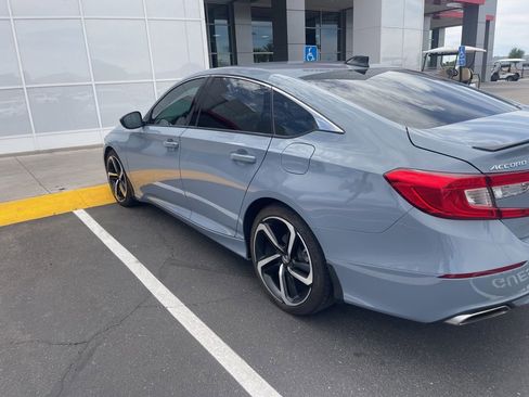 Used 2022 Honda Accord Sport image 4