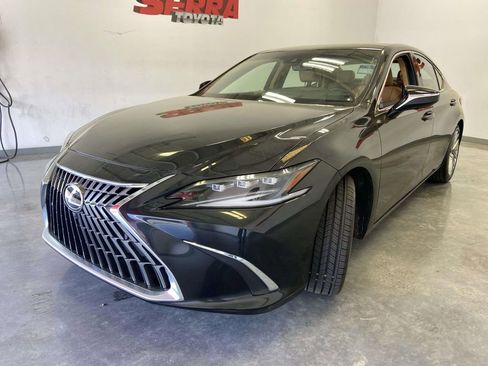 Used 2023 Lexus ES 350 Ultra Luxury w/ Accessory Package (Z1) FWD image 7