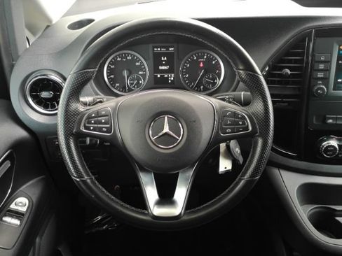 Used 2023 Mercedes-Benz Metris Passenger image 33