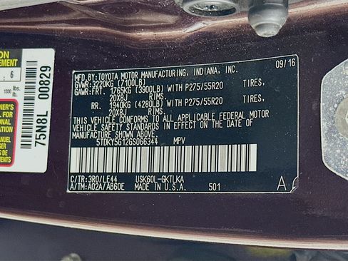 Used 2016 Toyota Sequoia Limited w/ Safety & Convenience Package image 12