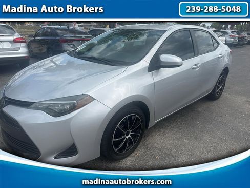 Used 2018 Toyota Corolla LE FWD image 1