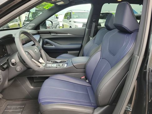 Certified 2026 INFINITI QX60 Sport w/ Dark Cargo Package AWD/4WD image 25