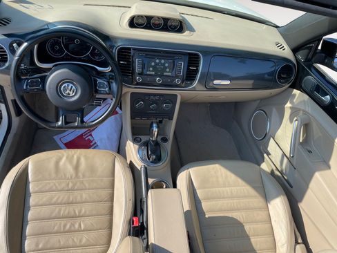 Used 2013 Volkswagen Beetle 2.0T FWD image 13