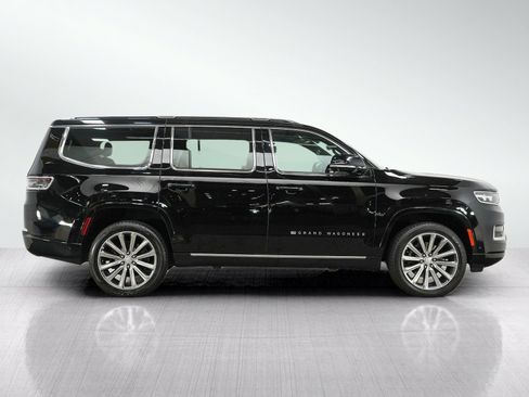 Used 2023 Jeep Grand Wagoneer Series II AWD/4WD image 6
