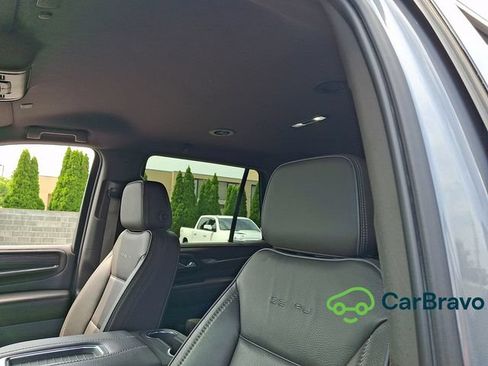 Used 2021 GMC Yukon Denali AWD/4WD image 14