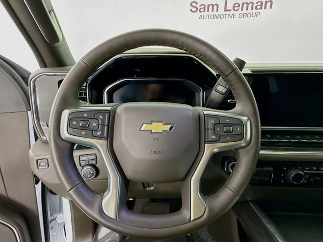 Used 2024 Chevrolet Silverado 3500 LTZ w/ LTZ Convenience Package AWD/4WD image 12