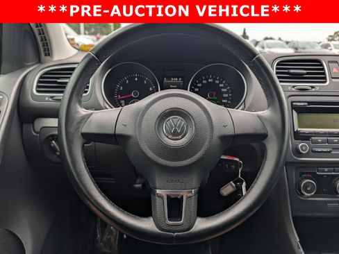 Used 2013 Volkswagen Golf 4-Door FWD image 26