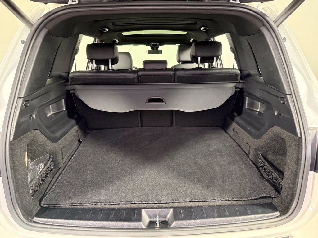 Certified 2023 Mercedes-Benz GLB 250 4MATIC w/ Premium Package image 38