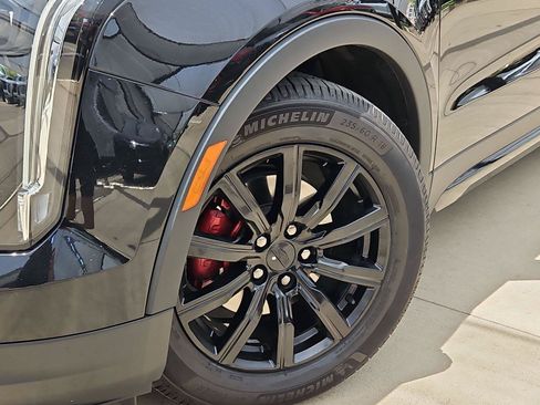 Used 2021 Cadillac XT4 Sport AWD/4WD image 8
