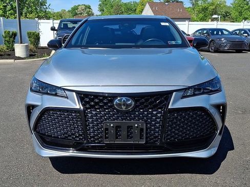 Certified 2021 Toyota Avalon XSE FWD image 2