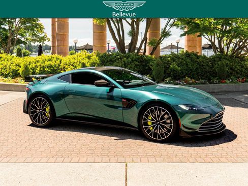 Used 2023 Aston Martin V8 Vantage Coupe RWD image 1