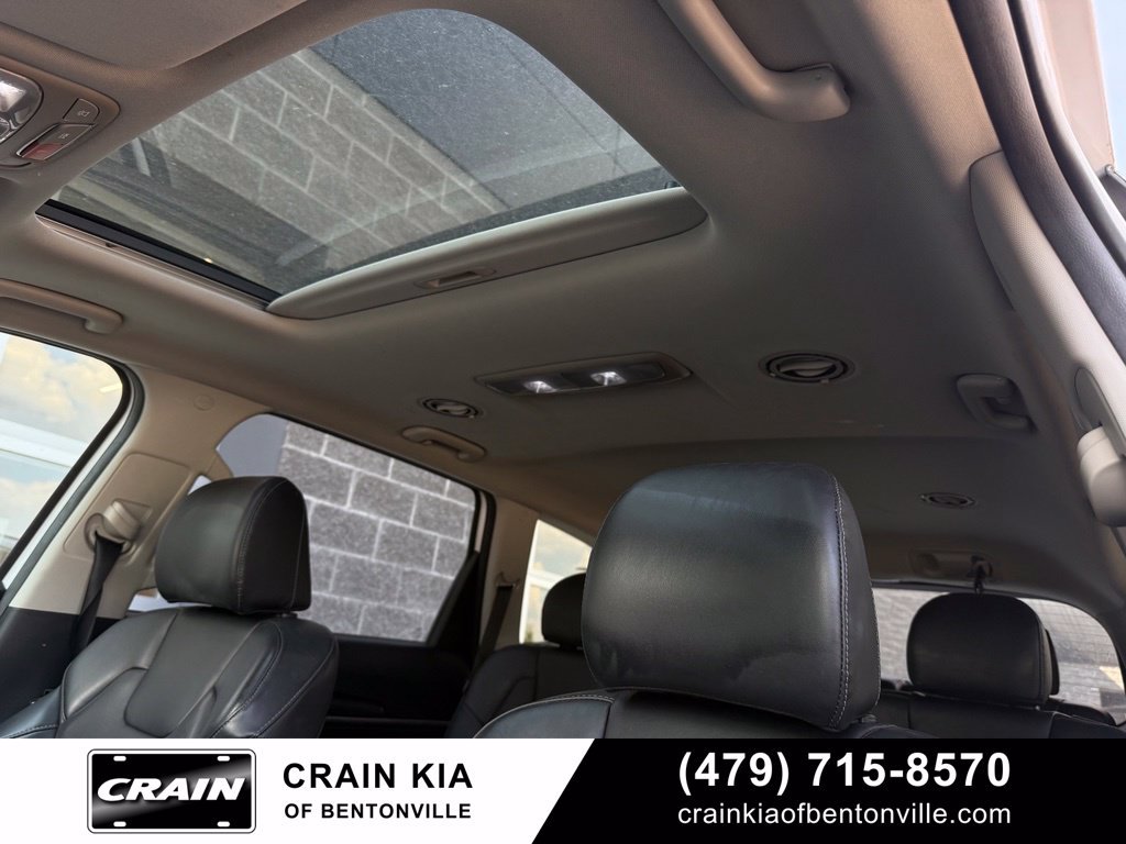 Certified 2024 Kia Telluride S w/ S Sunroof Package FWD image 21