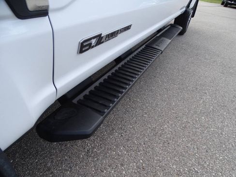 Used 2025 Ford F250 4x4 Crew Cab XL image 45