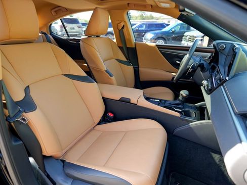 Used 2023 Lexus ES 350 w/ Premium Package FWD image 36