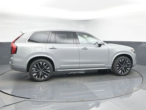 New 2026 Volvo XC90 B6 Ultra w/ Protection Package image 8