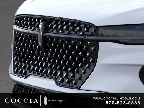 New 2026 Lincoln Nautilus Premier image 17