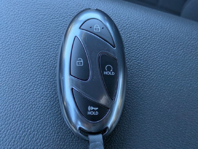 New 2026 Hyundai Elantra Sport FWD image 33