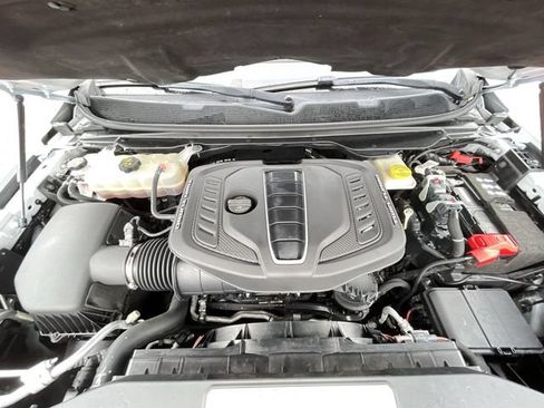 Used 2023 Jeep Grand Wagoneer Series III AWD/4WD image 26
