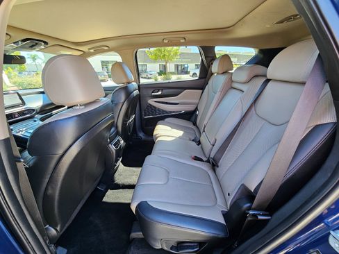 Used 2023 Hyundai Santa Fe SEL w/ Premium Package image 20