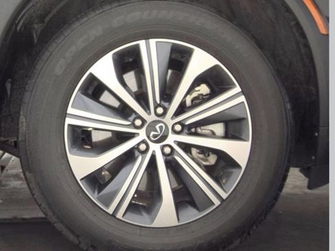 Certified 2024 INFINITI QX60 Pure image 12