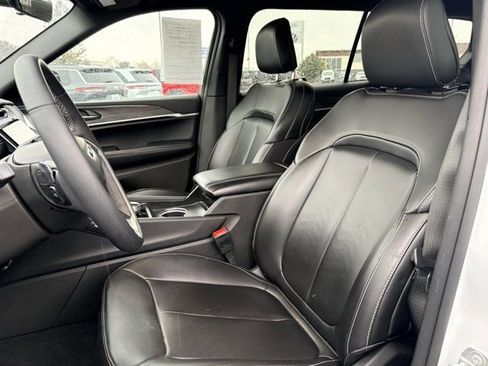 Used 2025 Jeep Grand Cherokee L Limited w/ Trailer Tow Package image 10