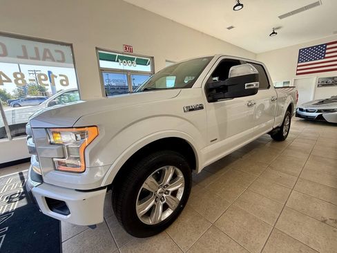 Used 2015 Ford F150 Platinum w/ Equipment Group 701A Luxury AWD/4WD image 5
