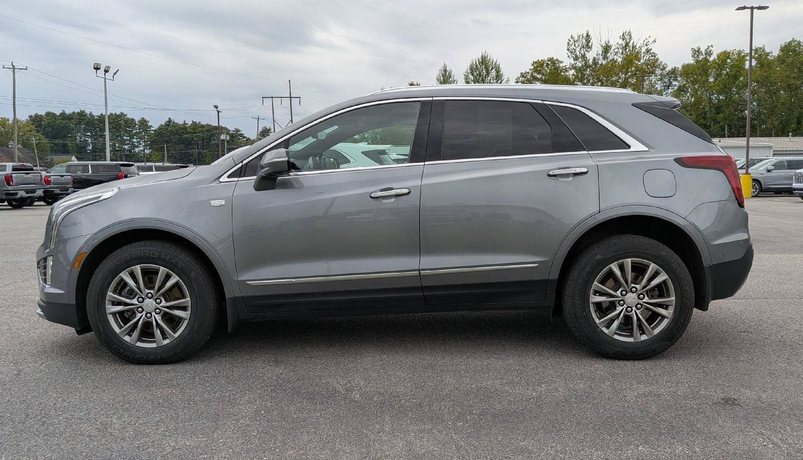 Certified 2022 Cadillac XT5 Premium Luxury w/ Technology Package AWD/4WD image 6
