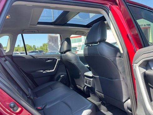 Certified 2020 Toyota RAV4 Limited FWD image 12