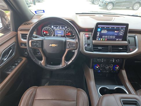 Used 2021 Chevrolet Suburban High Country w/ Premium Package AWD/4WD image 14