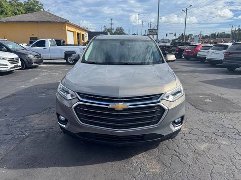 Used 2018 Chevrolet Traverse LT AWD/4WD image 3