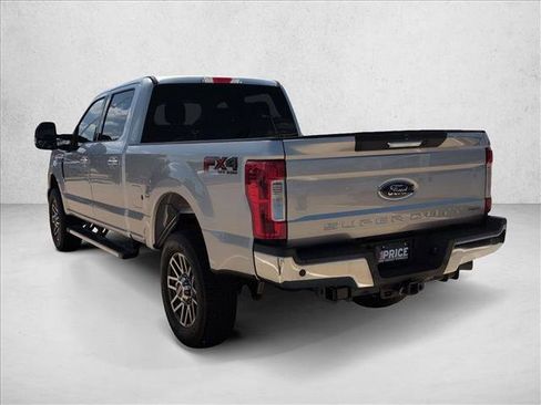 Used 2017 Ford F250 Lariat w/ Lariat Value Package AWD/4WD image 8